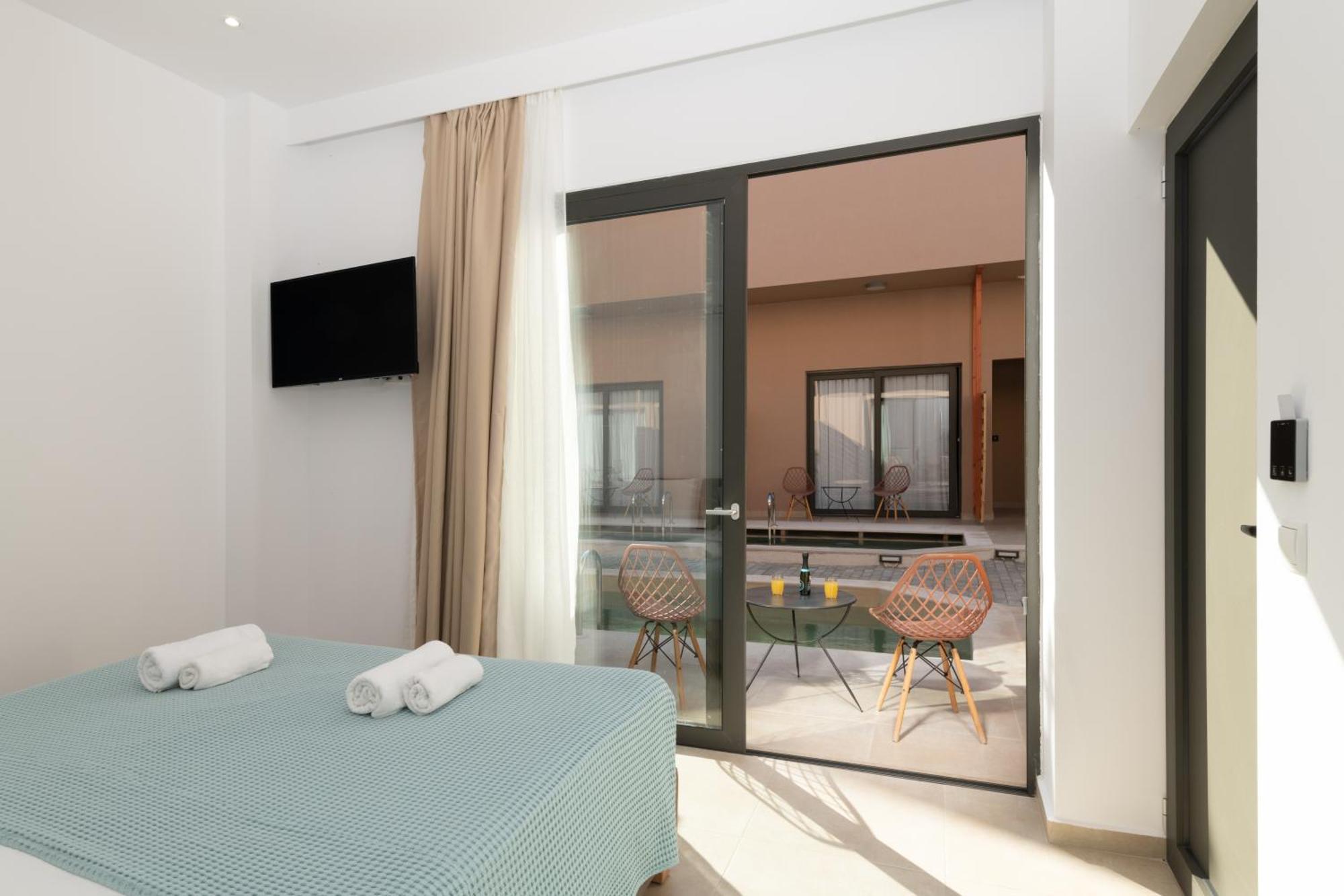 Golden Bee Lifestyle Hotel สตาลิดา ภายนอก รูปภาพ
